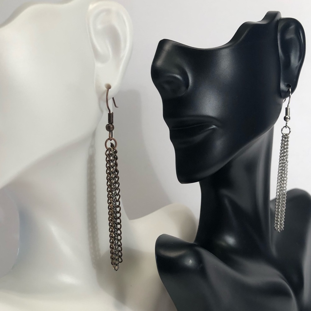 2 pairs Paparazzi chain earrings